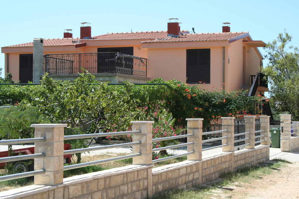Apartments Santa Barbara Biograd Na Moru Exterior photo